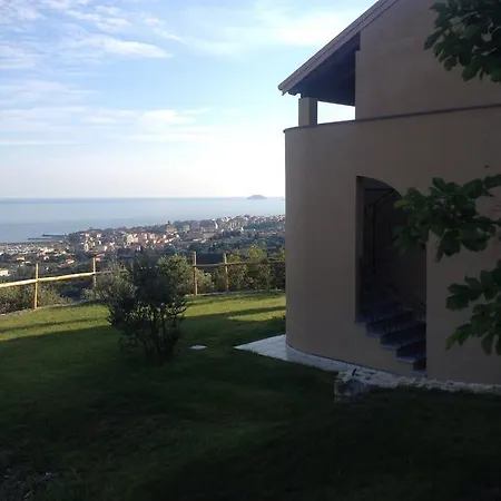 Alloggio per agriturismo I Castellari *