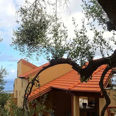 I Castellari Alloggio per agriturismo